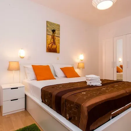 Apartament Luka 2