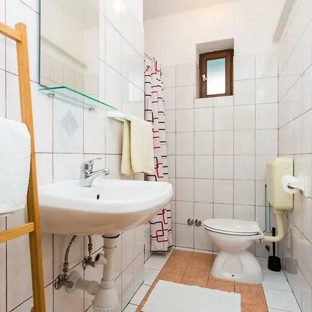 Luka 2 Apartament *