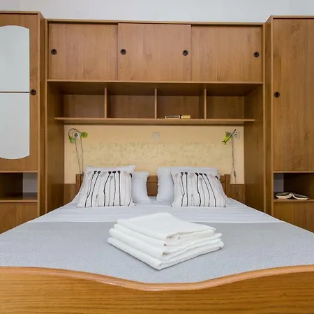 Luka 2 Apartament *