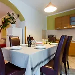 Apartman Luka 2 Baska (Krk)