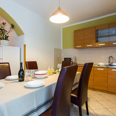 Apartamento Luka 2 Baška