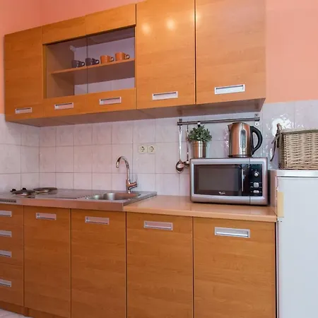 Luka 2 Apartamento Baška